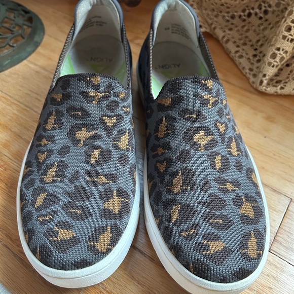 Nurse Mates Align Cosmic Jaquar - Orthotic Shoes - Womens 8.5 M  Fabric Slip On. - Picture 1 of 9